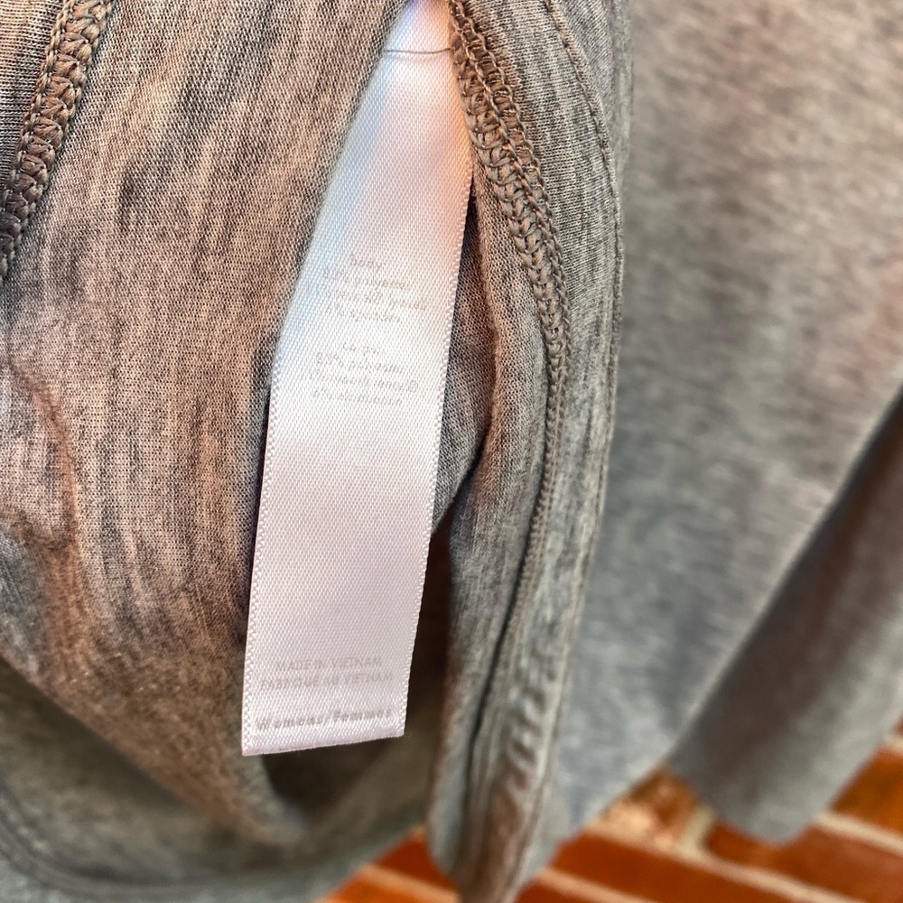 Lucy Womens Medium Heathered Gray Basic Base Laye… - image 5